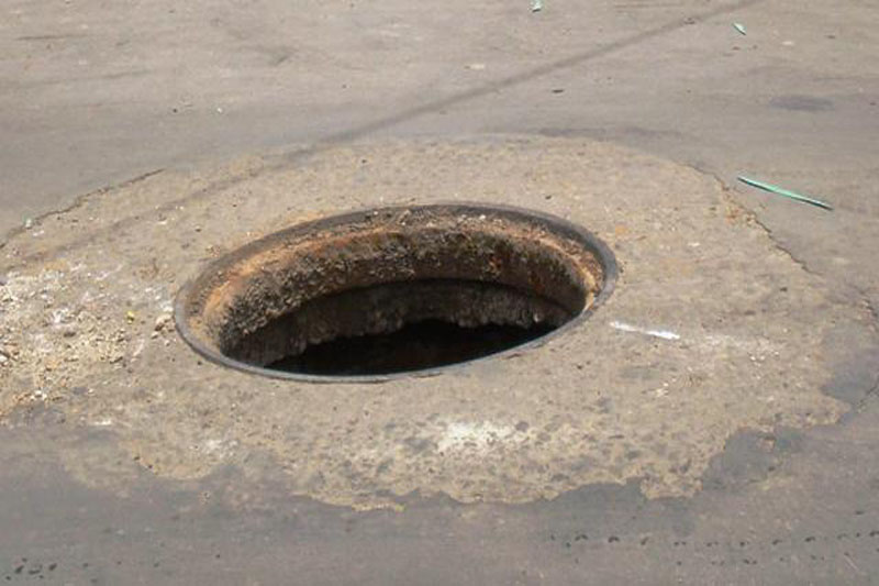Telmex, CFE ni Megacable reparan alcantarillas robadas en San Pedro Cholula