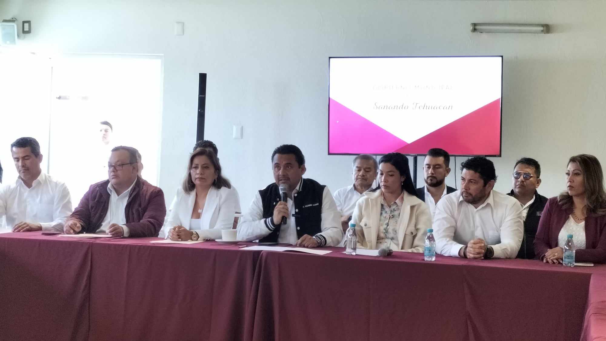 Anuncia edil electo de Tehuacán reducción de su salario al 50 % y hasta 15% a regidores