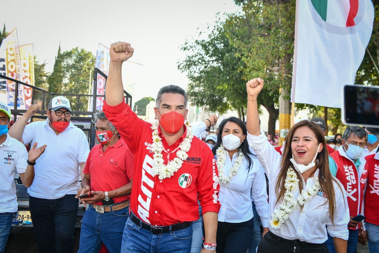 Líder nacional del PRI arranca campaña en Amozoc