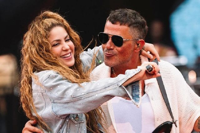Alejandro Sanz presenta nuevo EP y retoma dueto con Shakira tras 20 años