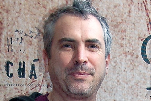 Alfonso Cuarón presenta plataforma de transparencia por sismos en México