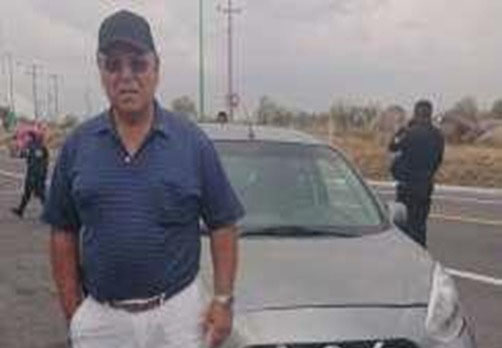 Detienen a 3 hombres en posesión de autos robados