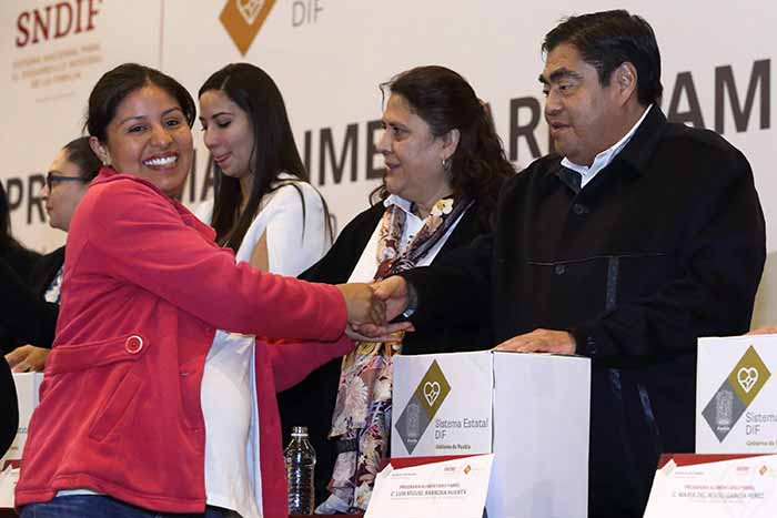 Puebla, primer estado en iniciar Programa alimentario para embarazadas