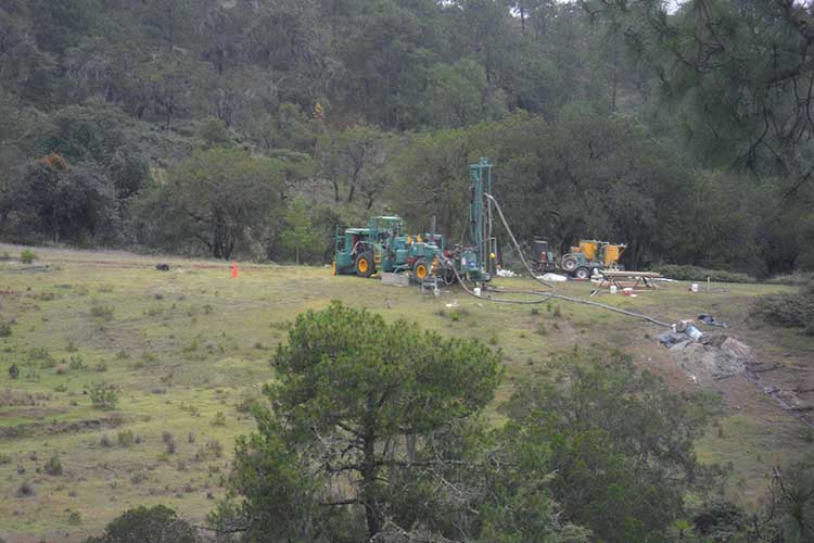 Exigen comunidades que Almaden pague daños por obras mineras en Puebla