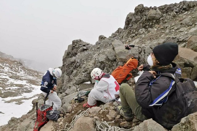 Se extravían al menos 7 alpinistas en el Iztaccíhuatl