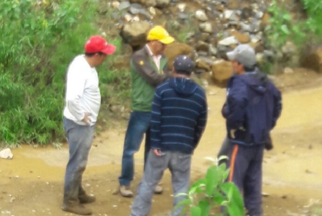 Cae alud de tierra sobre trabajador de una mina en el Seco