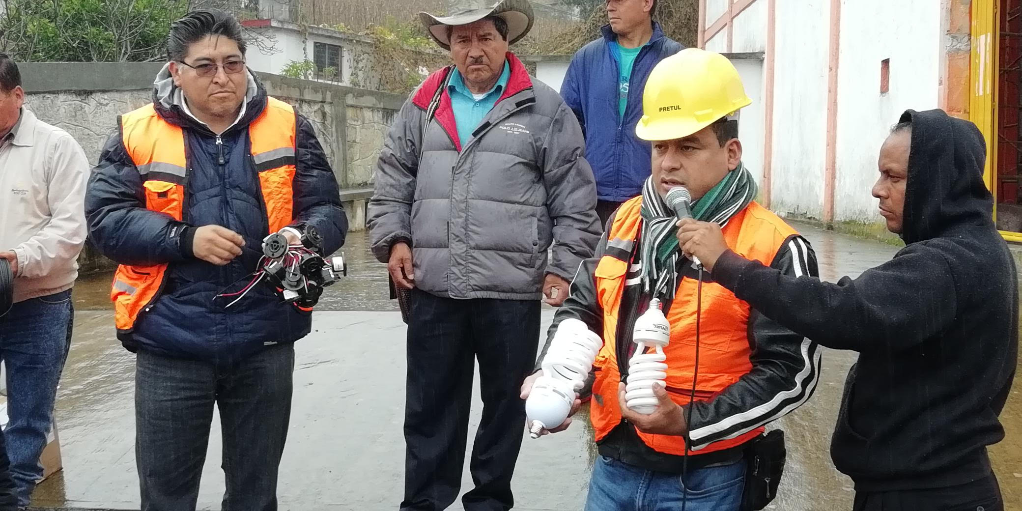 Refuerzan seguridad con rehabilitación de alumbrado en Zacapoaxtla