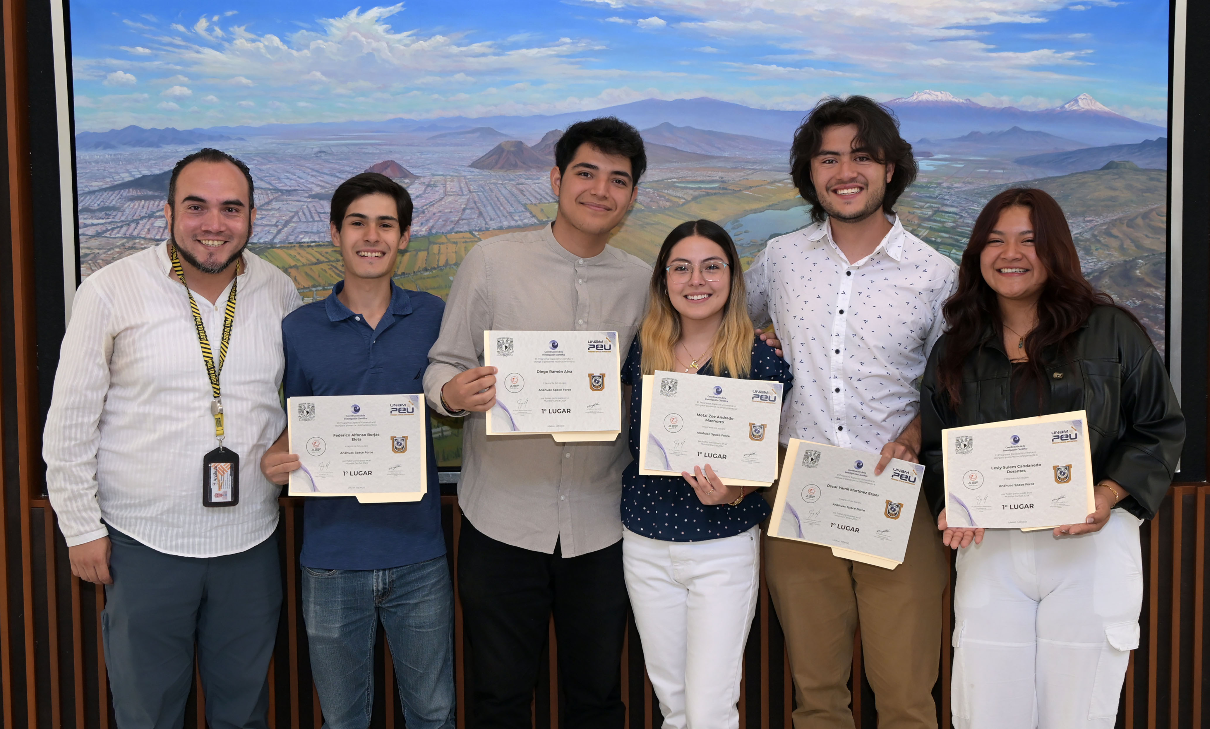Alumnos de la Anáhuac Puebla ganan programa espacial universitario del Mundial CanSat