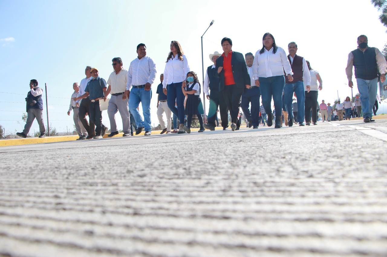 Alvarado inaugura Puente Paso Superior Vehicular en Tianguizolco