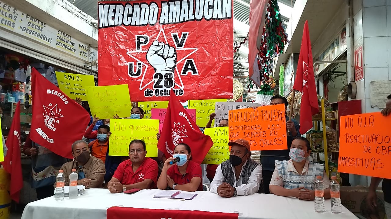 Locatarios de Amalucan rechazan propuesta de AMLO para retomar obras 