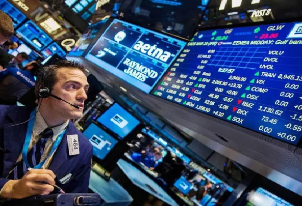 Wall Street se desplomó el lunes