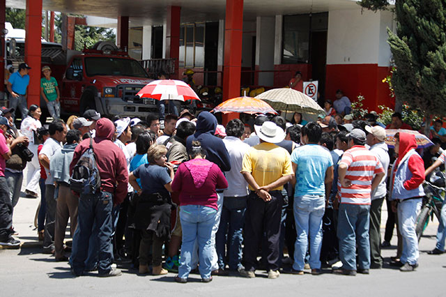 Ambulantes exigen la destitución del edil de Texmelucan