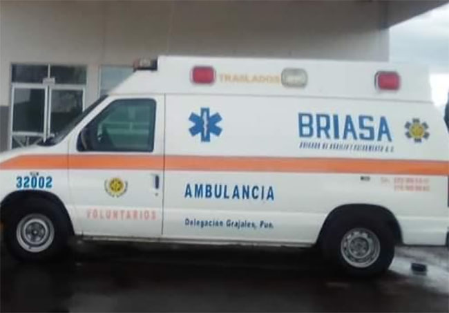 Desvalijan única ambulancia de Rafael Lara Grajales