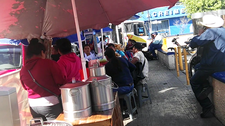 Retirarán a vendedores de alimentos insalubres en Tehuacán