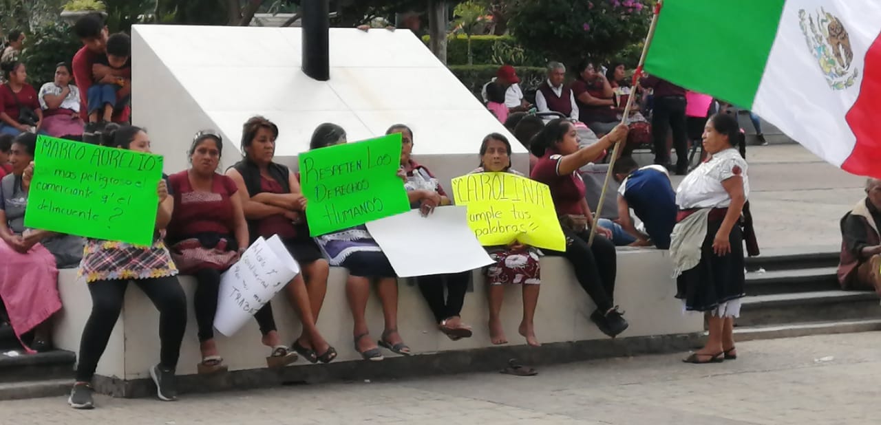 Esperan ambulantes plan de reubicación del alcalde de Tehuacán