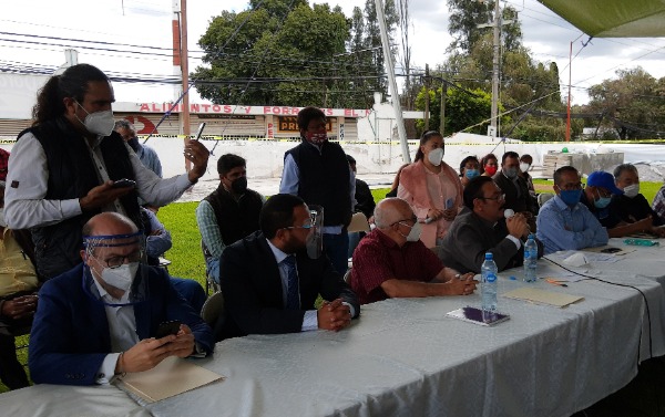 Ambulantes presionan para ocupar calles de Texmelucan