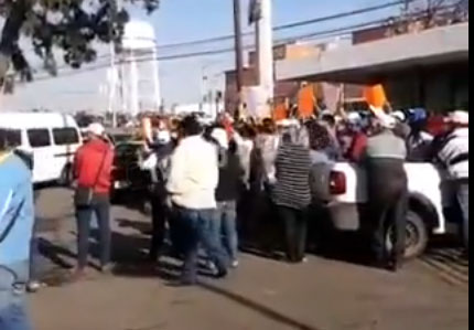 Ambulantes de La Margarita protestan tras ser desalojados