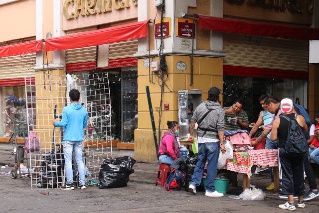 El ambulantaje es la herencia de Claudia Rivera, señala Barbosa