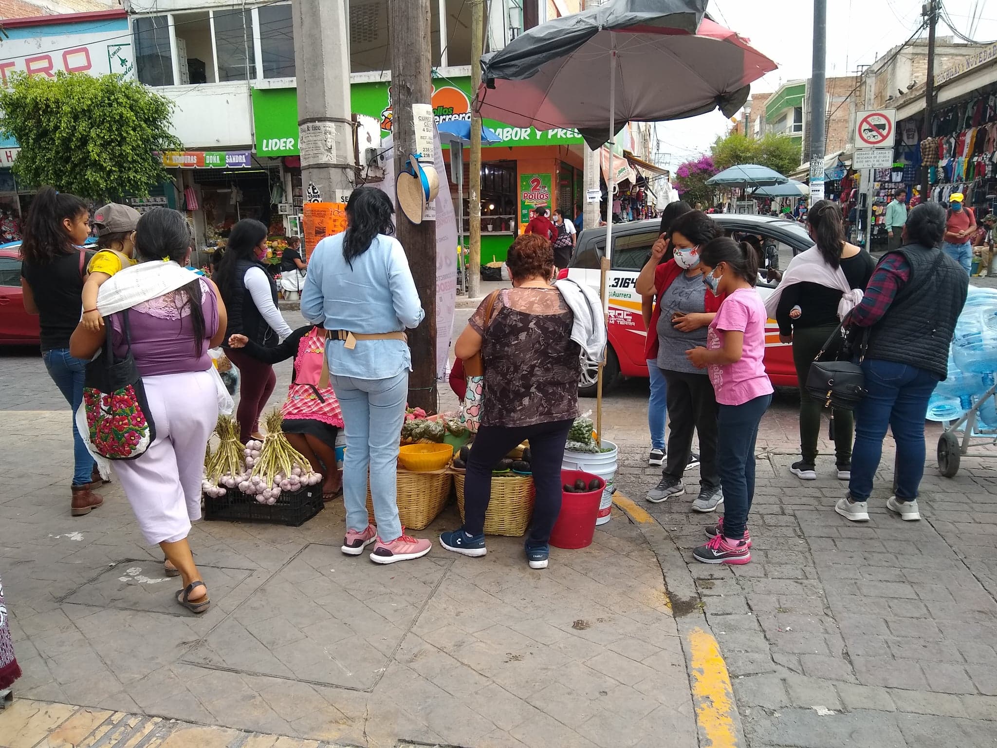 Regresan ambulantes a las calles del centro de Tehuacán 