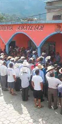 Policía Rural atemoriza Xaltepec y es ligada a proyecto turístico