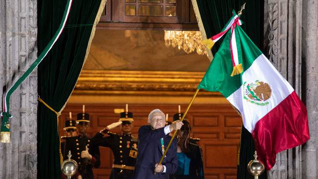 AMLO por la recuperación de la legitimidad perdida