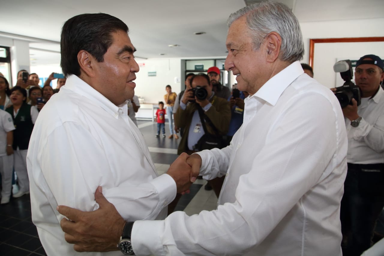 La salud en Puebla no estará sujeta al control político: Barbosa