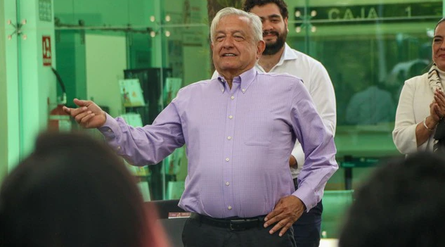 De populismos a autocracias