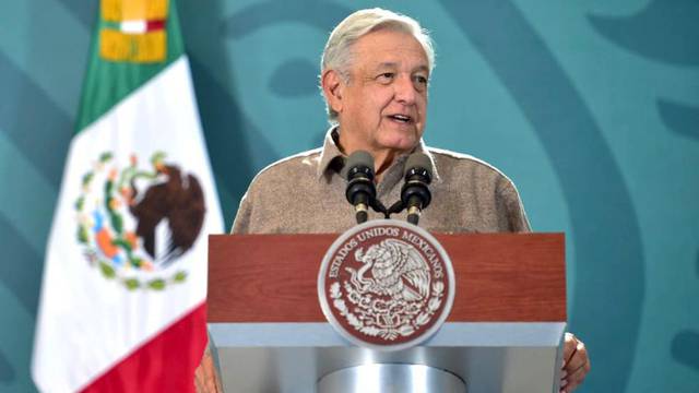 Universo paralelo: ¿Qué hubiera pasado si AMLO hubiera ganado la elección del 2006?