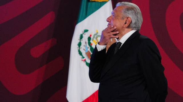 AMLO nos vende su crecimiento económico