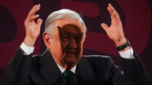 Transición Salinas-AMLO