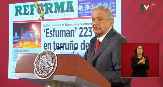 La guerra ganada de AMLO contra 10 periodistas, 2 cómicos y 1 capitalista de TV