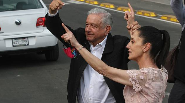 Sucesión adelantada