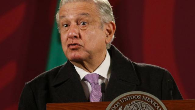 Ya no saben ni que hacer para atacar a AMLO y su familia