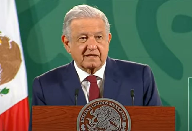 EN VIVO AMLO presenta la colección de libros 21 para el 21