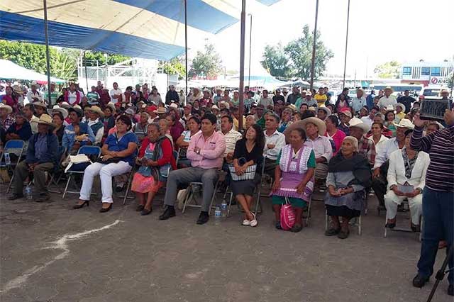 Cuestiona López Obrador represión y pobreza en Puebla