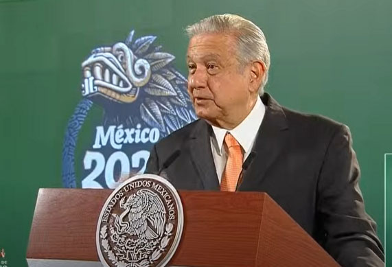 EN VIVO AMLO vuelve a defender desaparición del Fonden