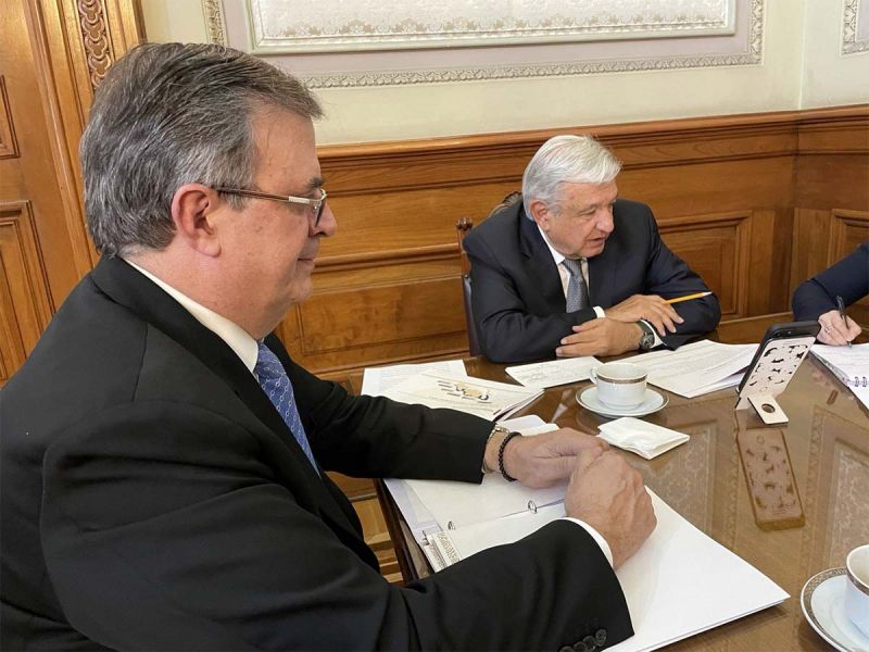 EU, comprometido con enviar más  vacunas covid a México: Kamala Harris