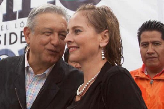 Denuncian por lavado de dinero a AMLO y su esposa Gutiérrez Müller