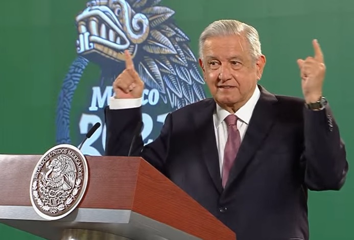 No puedo desgastarme con debate del aborto, dice AMLO