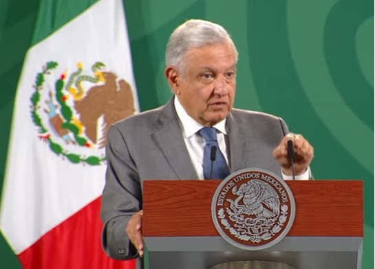 La SEP federal sí se va a Puebla y ya trabaja para ello, dice AMLO
