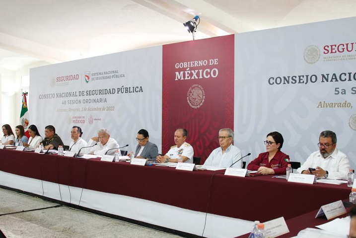 Defiende AMLO a Samuel García por elección de fiscal en Nuevo León