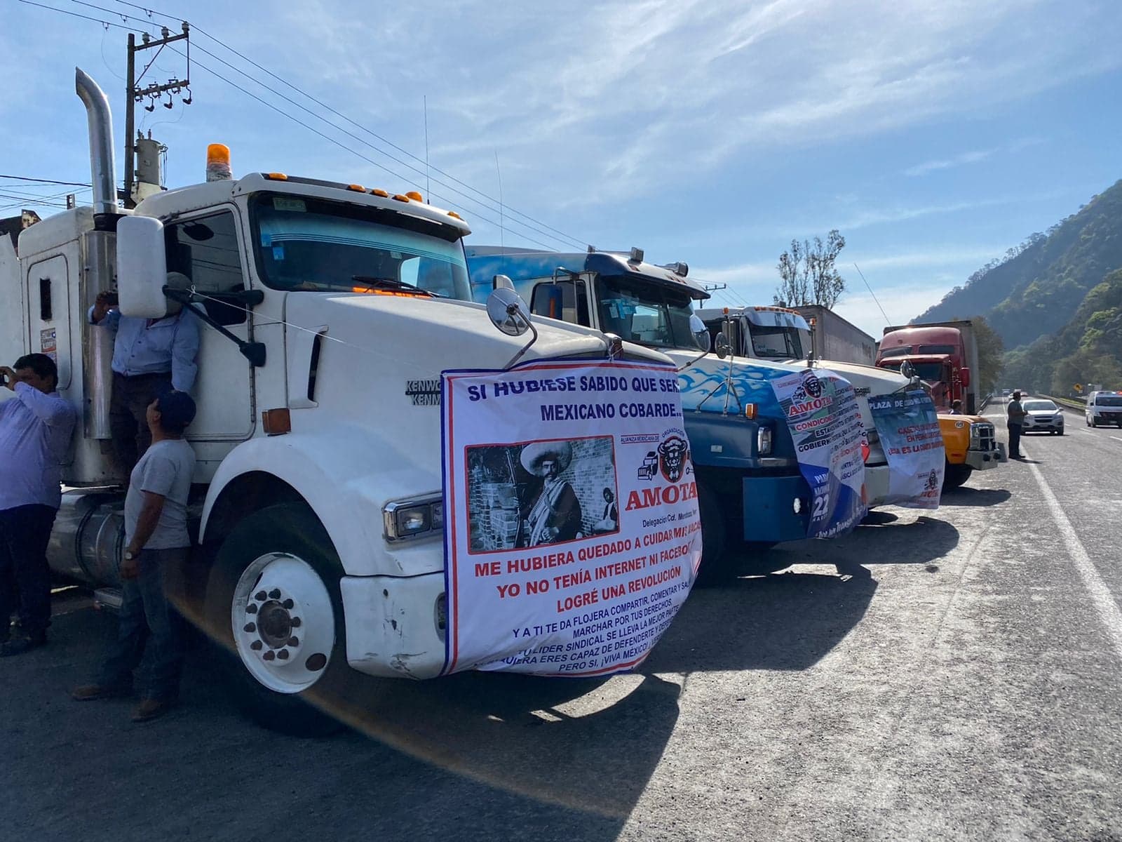 Registran hasta 4 asaltos diarios transportistas en carreteras de Puebla y Veracruz 