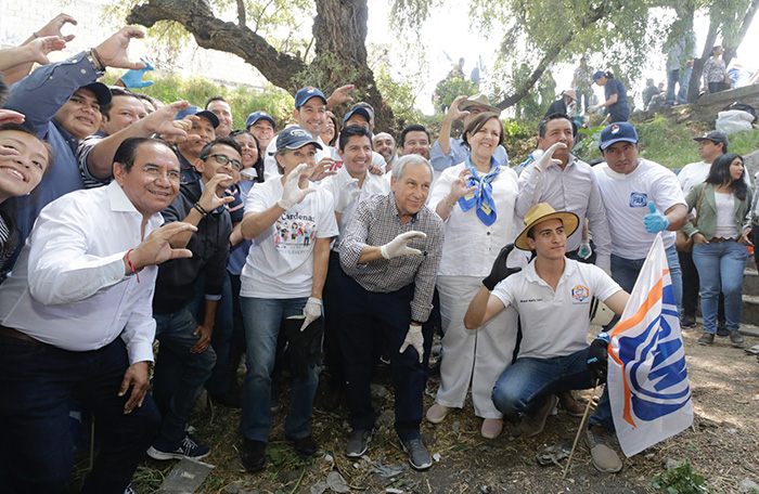 Yunques arropan a Cárdenas en evento