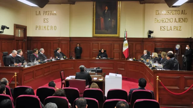 Analiza Morena moderar reforma judicial de AMLO; busca calmar los mercados