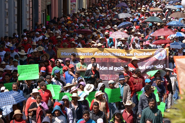 Va Barbosa contra concesiones piratas de Antorcha Campesina