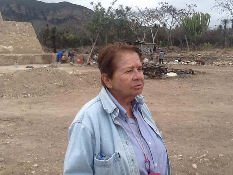 Reconocen en Tehuacán trabajo de antropóloga Noemí Castillo Tejero