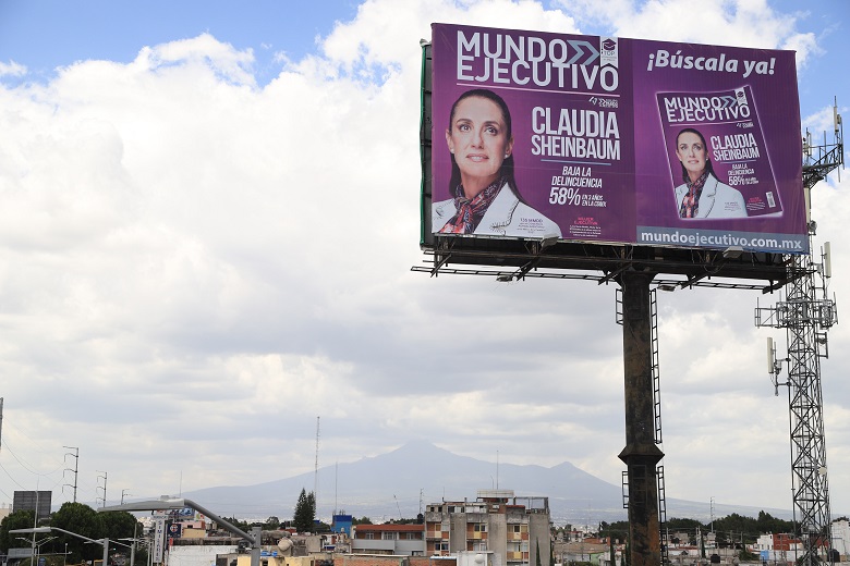Que el INE juzgue anuncios de Sheibaum en Puebla: MBH