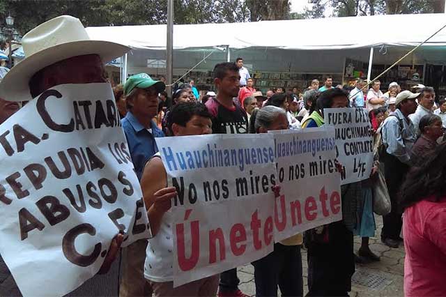 Culpan a Superintendencia Tulancingo de CFE por apagones en Huauchinango