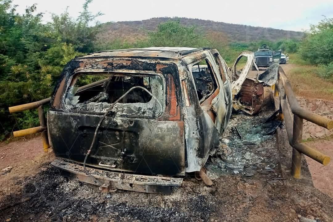 Mueren calcinadas dos personas por explosión de mina terrestre en Apatzingán