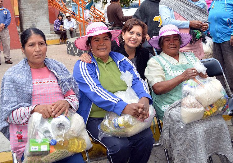 Transparenta DIF San Pedro entrega de despensas a beneficiarios